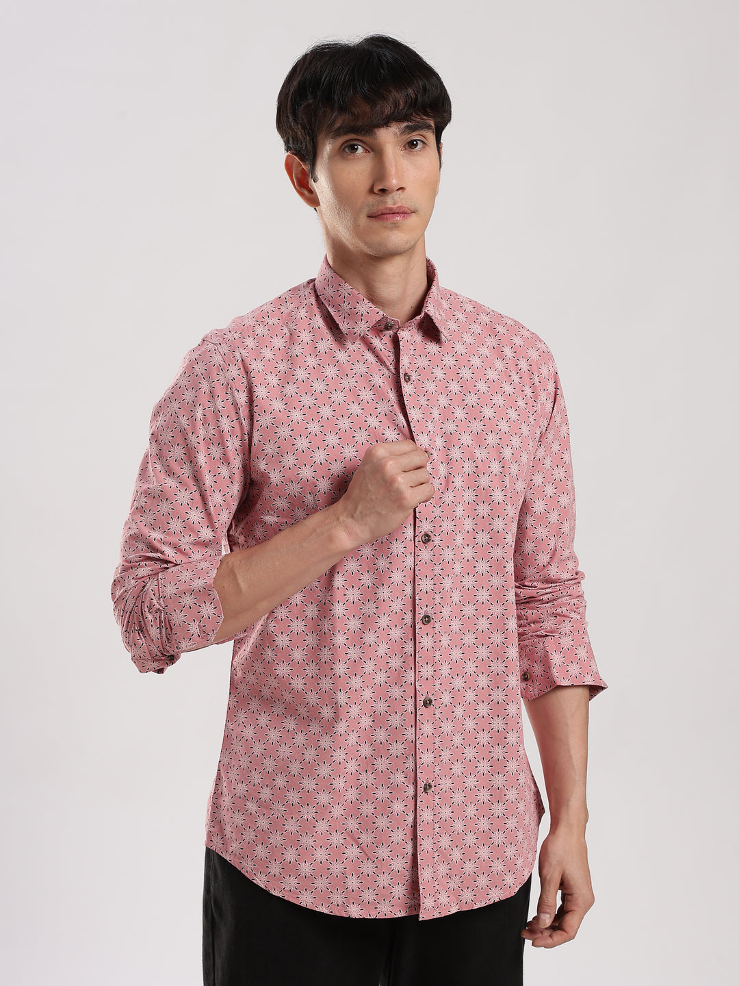 TOUNGE TIED SHIRT