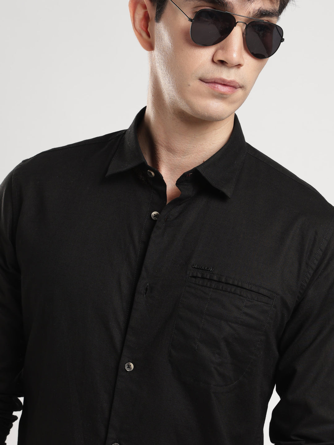 BLACK BLUFF CASUAL LINEN SHIRT