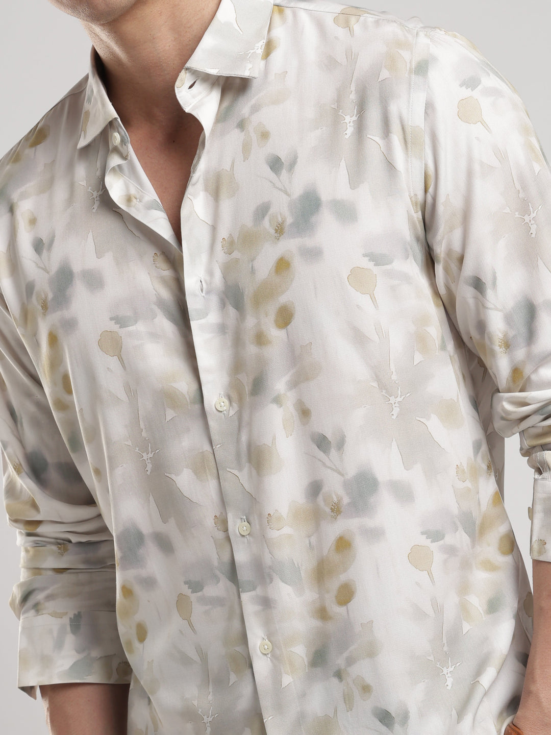 THE QUINTESSENTIAL SHIRT