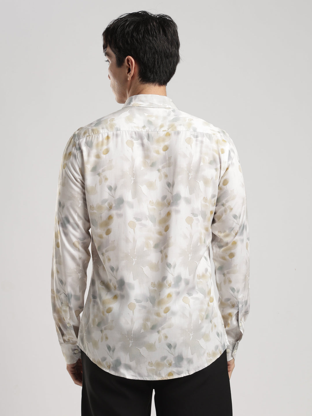 THE QUINTESSENTIAL SHIRT