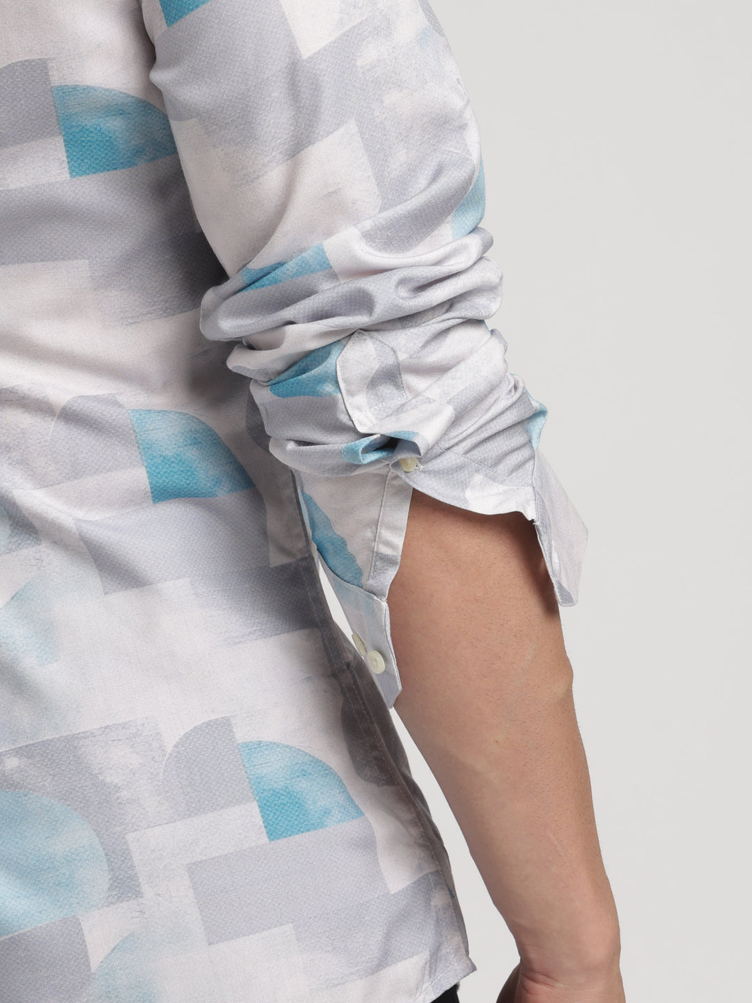 ISLAND ICONICS SHIRT