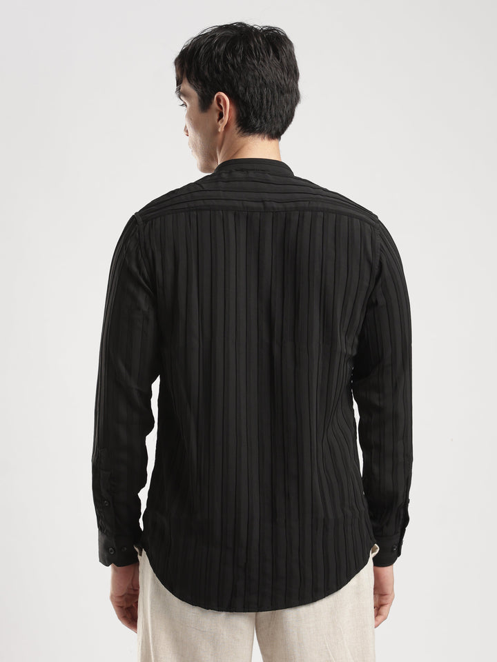 THE ONLY HUMAN BLACK MANDARIN COLLAR SHIRT