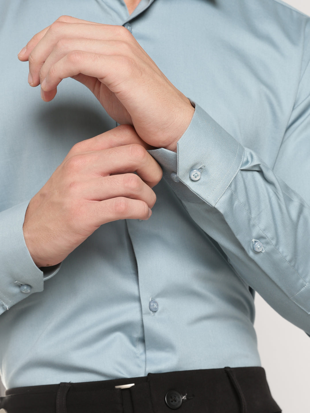 Blue Solid Slim Fit Formal Shirt