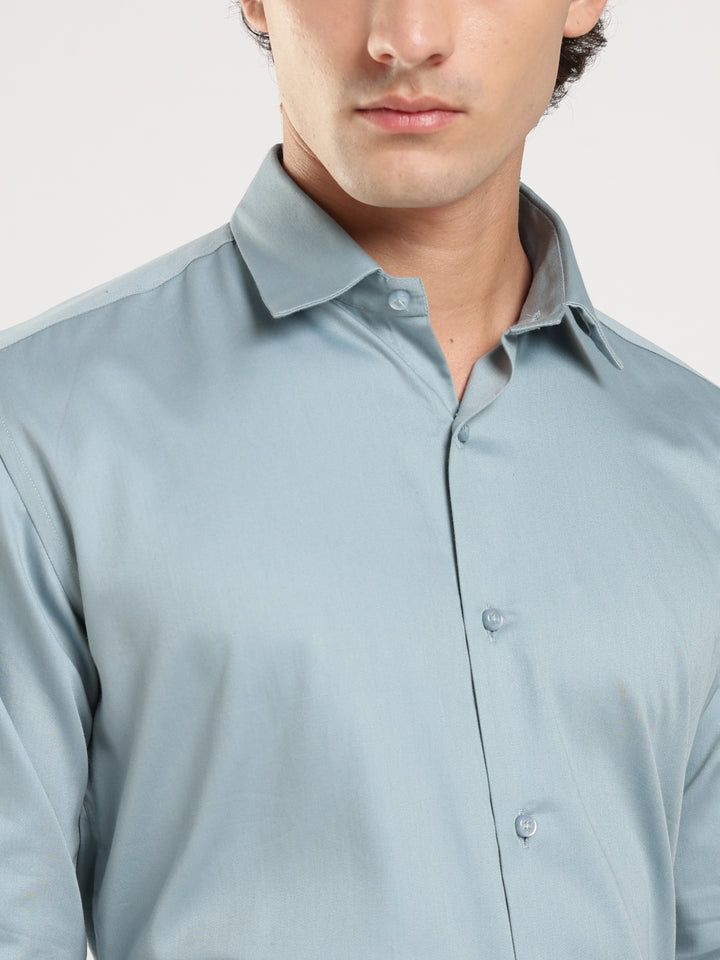 Blue Solid Slim Fit Formal Shirt