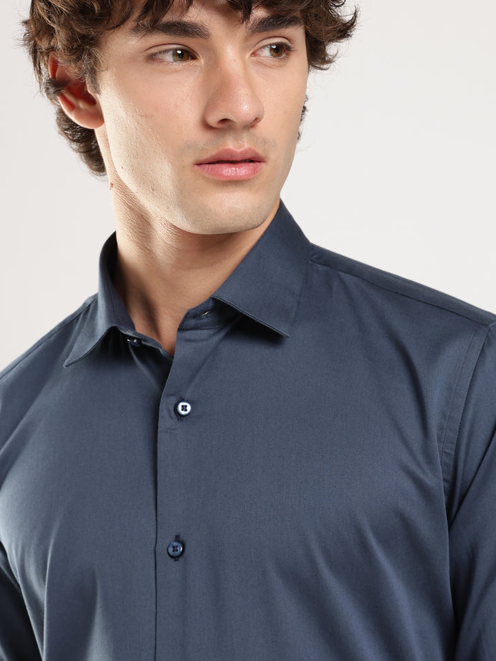 Navy Solid Slim Fit Formal Shirt