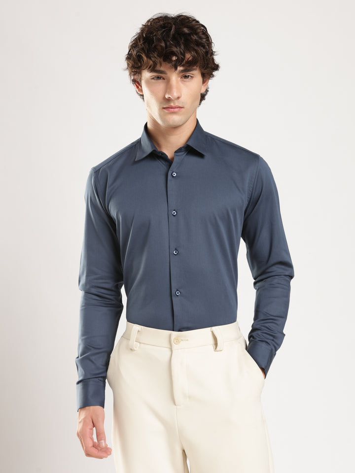 Navy Solid Slim Fit Formal Shirt