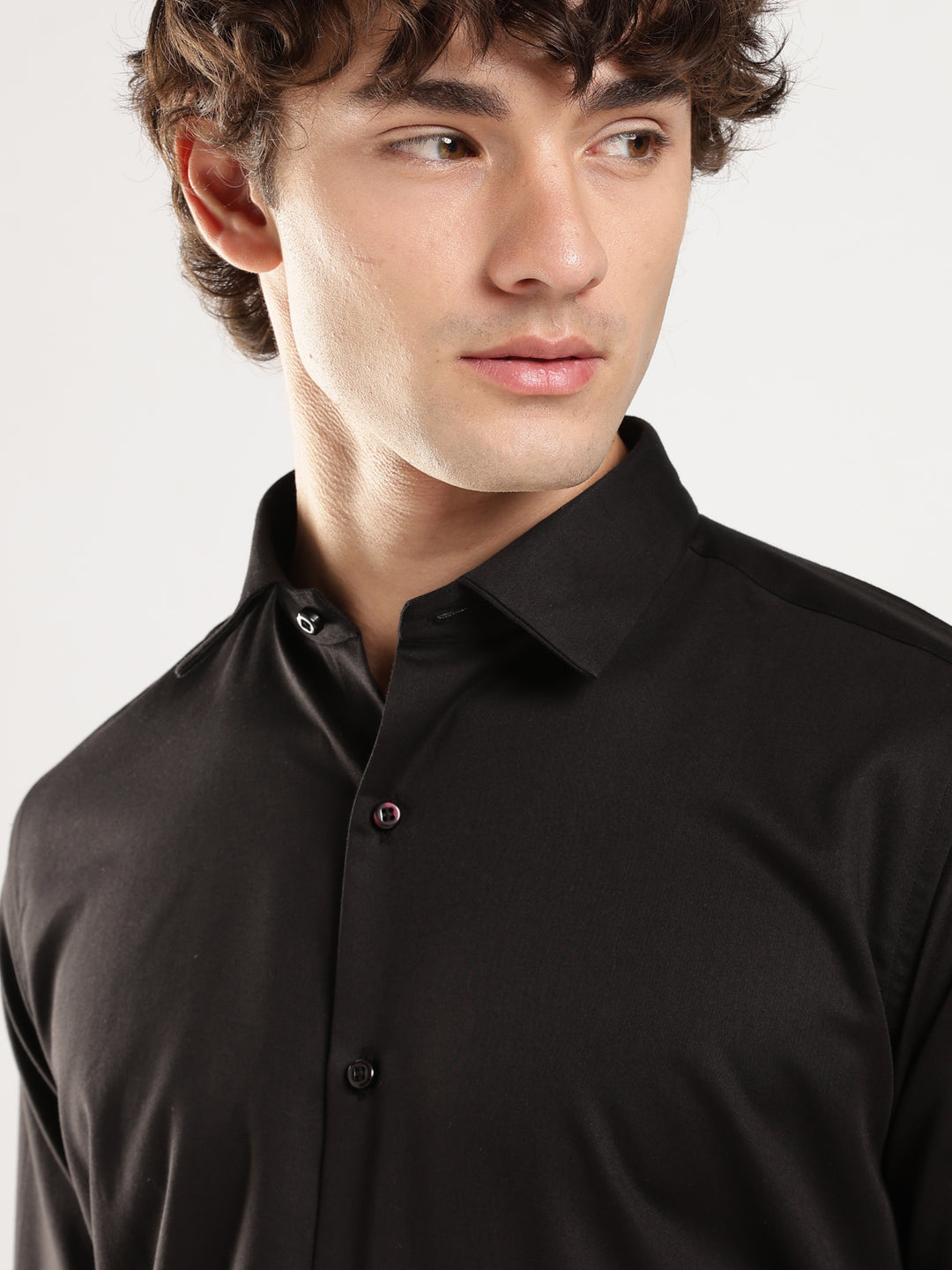 Black Solid Slim Fit Formal Shirt