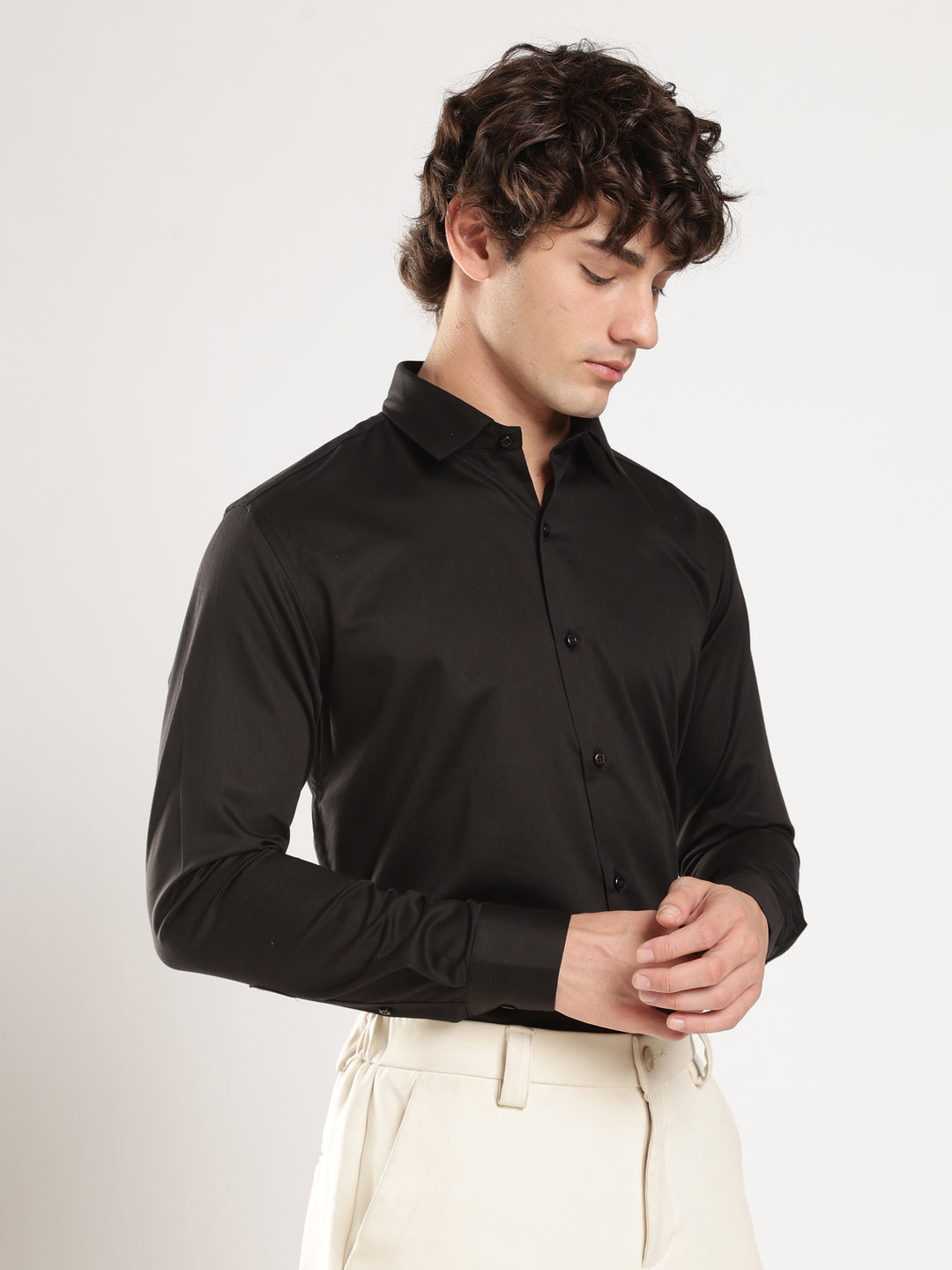 Black Solid Slim Fit Formal Shirt