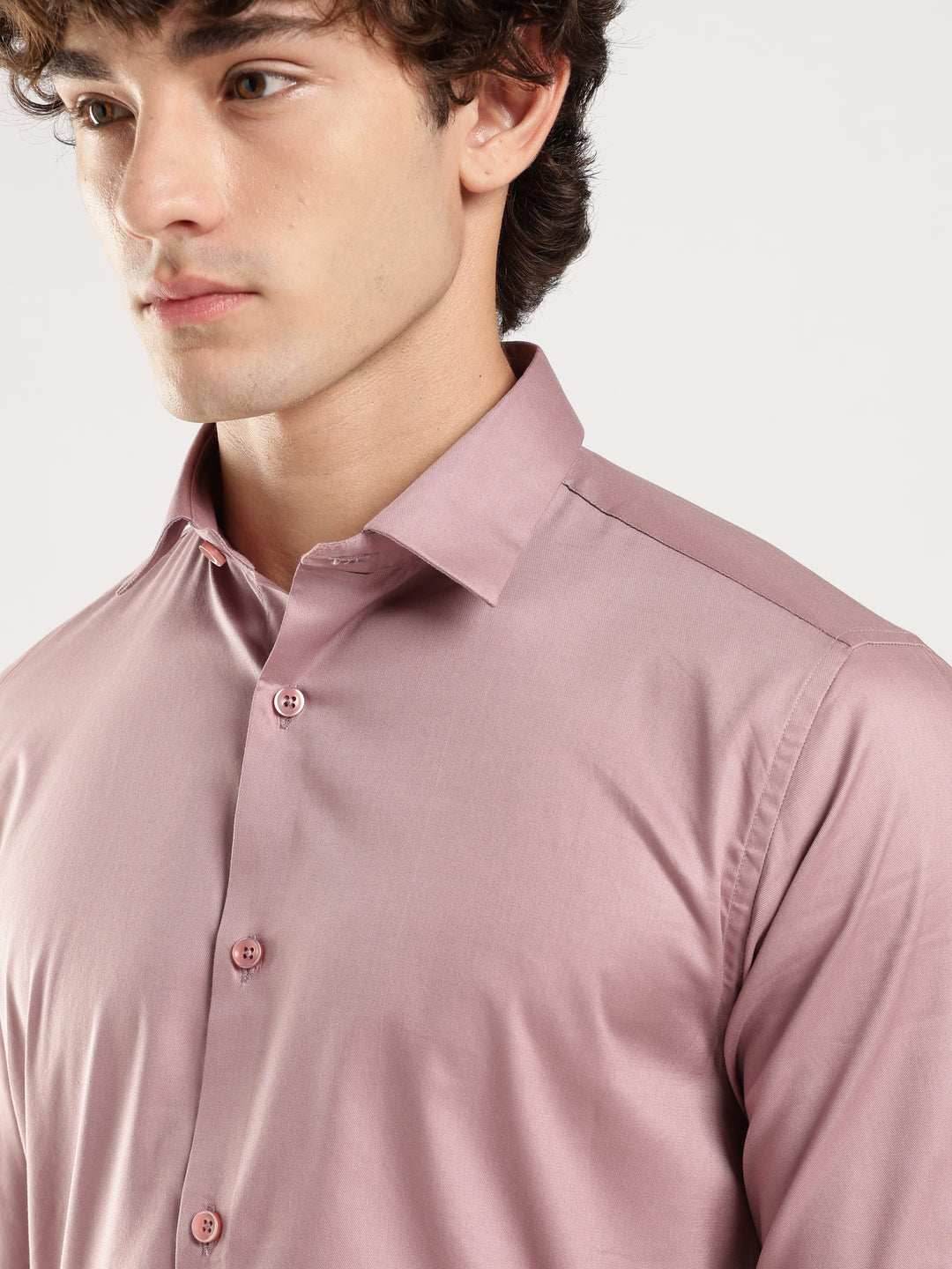 Violet Solid Slim Fit Formal Shirt
