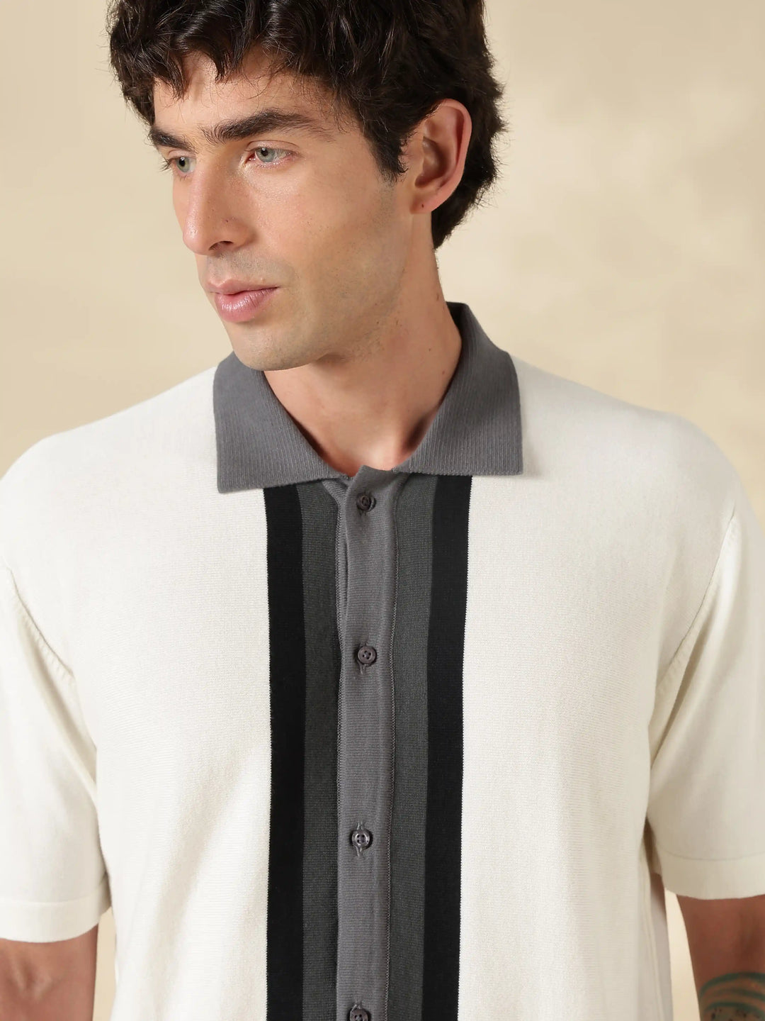 White Solid Regular Fit Flat Knit Shirt