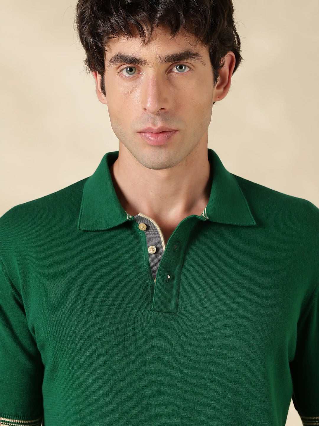 Green Solid Slim Fit Flat Knit T-Shirt