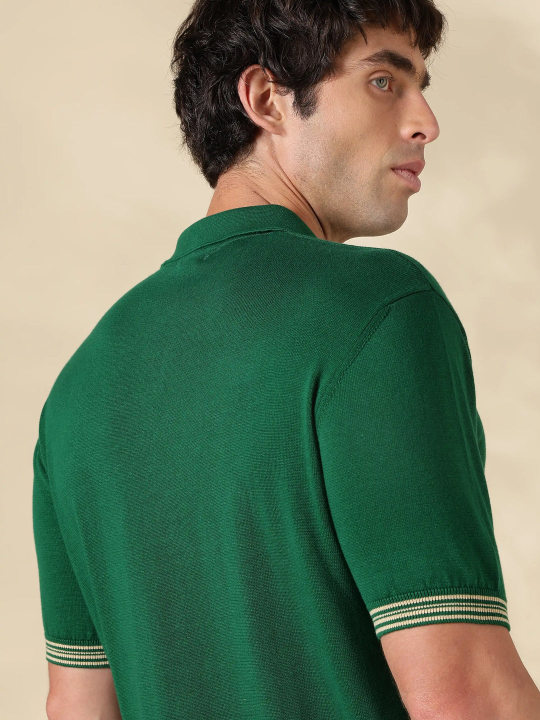 Green Solid Slim Fit Flat Knit T-Shirt