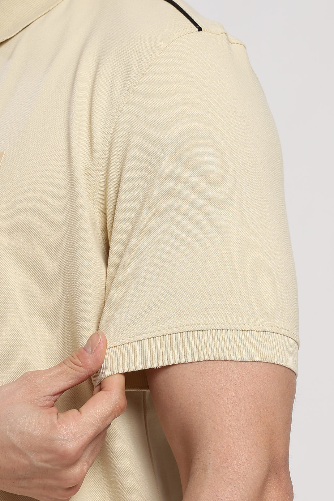 Off white Solid  Half Sleeve  Polo T-Shirt