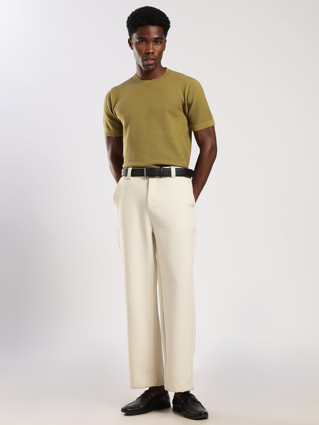 Y Green Textured Regular Fit Round Neck Flat Knit T-Shirt
