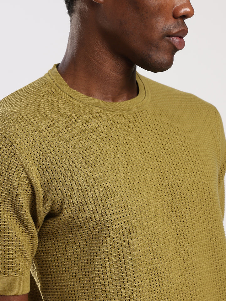Y Green Textured Regular Fit Round Neck Flat Knit T-Shirt