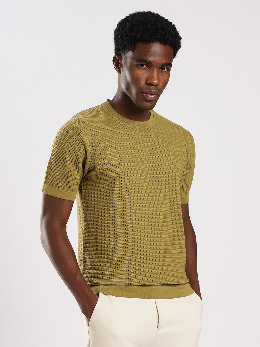 Y Green Textured Regular Fit Round Neck Flat Knit T-Shirt
